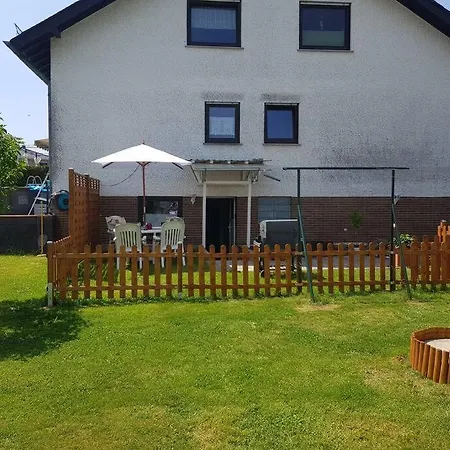 Bela, Naehe Nuerburgring Luxem