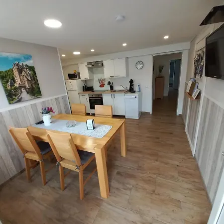 Bela, Naehe Nuerburgring * Luxem