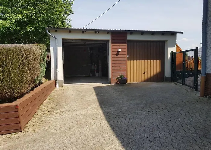 Bela, Naehe Nuerburgring דירה