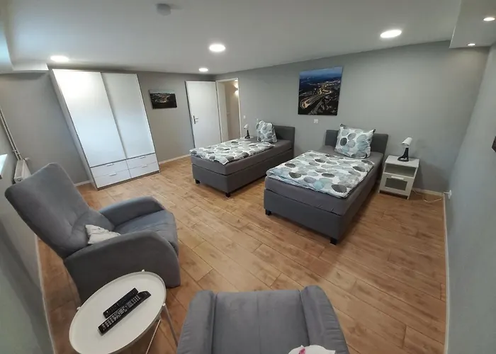 Bela, Naehe Nuerburgring דירה *